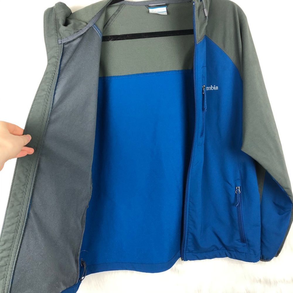 Columbia Blue & Dark Grey Lightweight Windbreaker Jacket - Picture 4 of 5